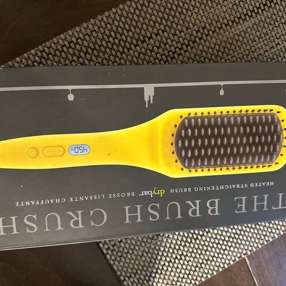 Yellow dry bar Hair Styling Brush - Picture 2 of 3